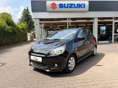 Gebraucht Mitsubishi Space Star Top 80 PS (58 kW) 2015 Schwarz Kleinwagen