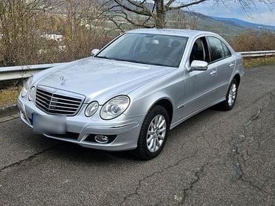 Gebraucht Mercedes E320 224 PS (164 kW) 2006 Silber Limousine