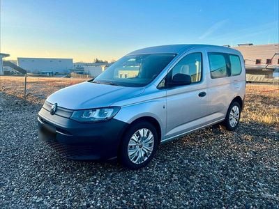 Gebraucht VW Caddy 115 PS (84 kW) 2022 Silber Van / Kleinbus