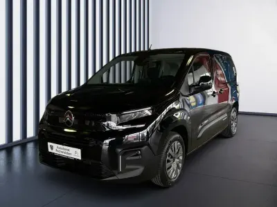 Neu Citroën Berlingo 110 PS (80 kW) 2026 Perla neraschwarz metallic Van / Kleinbus