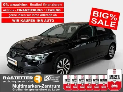 Begagnad VW Golf VIII Active 150 HK (110 kW) 2023 Svart Sedan