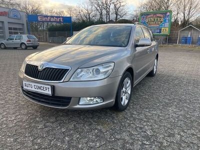 Gebraucht Skoda Octavia Elegance 160 PS (117 kW) 2011 Braun Kombi