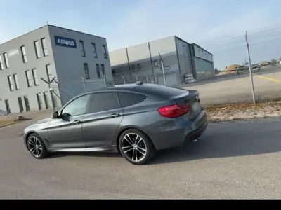 Gebraucht BMW 320 190 PS (139 kW) 2026 Grün Limousine