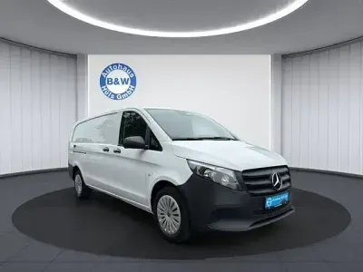 Gebraucht Mercedes Vito 163 PS (119 kW) 2024 Weiß Van