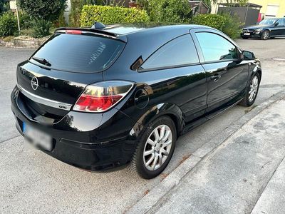 Opel Astra GTC