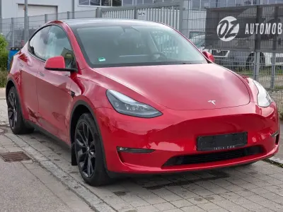 Gebraucht Tesla Model Y 378 kW (514 PS) 2023 Rot SUV
