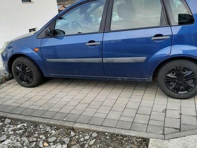 Gebraucht Ford Fiesta 80 PS (58 kW) 2007 Blau Kleinwagen