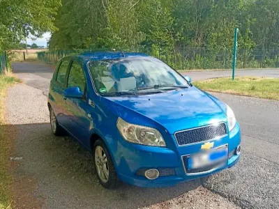 Gebraucht Chevrolet Aveo 64 PS (47 kW) 2008 Blau Kleinwagen