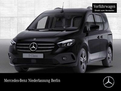 Gebraucht Mercedes T180 Progressive 131 PS (96 kW) 2025 Loparitschwarz Van / Kleinbus
