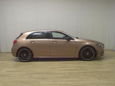 Rosegold metallic Gebraucht 2022 Mercedes A180 AMG line Limousine | 22.680 € (Guter Preis)