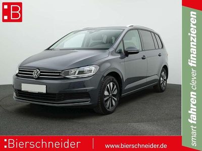 Grau Gebraucht 2024 VW Touran Move Van / Kleinbus | 30.440 € (Guter Preis)