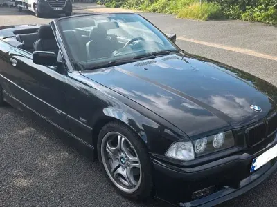 Gebraucht BMW 318 Cabriolet Sport Line 116 PS (85 kW) 1999 Schwarz Cabrio