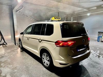 Gebraucht VW Touran 150 PS (110 kW) 2021 Beige Van / Kleinbus