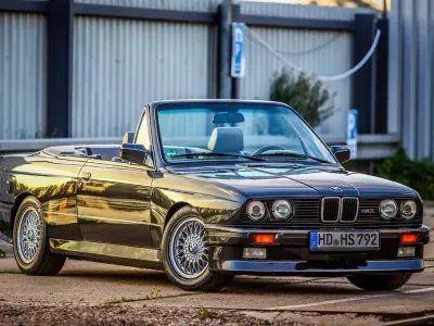 Gebraucht BMW M3 Cabriolet Sport Line 215 PS (158 kW) 1992 Schwarz Cabrio