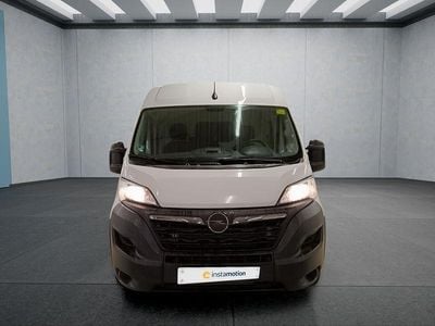 Weiß Gebraucht 2023 Opel Movano Limousine | 27.999 € (Teuer)