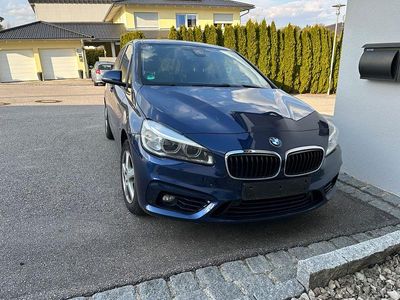Gebraucht BMW 218 Active Tourer 150 PS (110 kW) 2015 Blau Van / Kleinbus