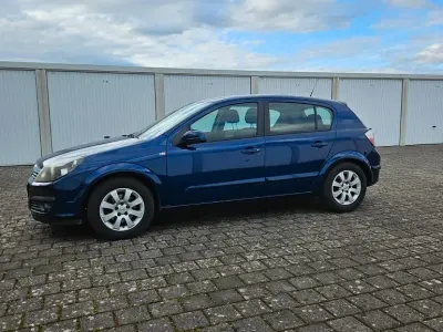 Gebraucht Opel Astra Sport 140 PS (102 kW) 2006 Blau Limousine
