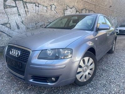 Usata Audi A3 Attraction 116 CV (85 kW) 2005 Argento Utilitaria