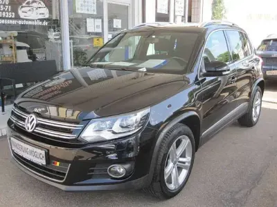 Gebraucht VW Tiguan LOUNGE 150 PS (110 kW) 2016 Schwarzmetallic SUV