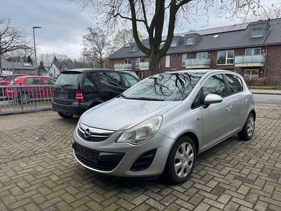 Usata Opel Corsa Satellite 86 CV (63 kW) 2011 Argento Utilitaria