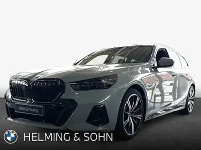 Nouă BMW 540 Comfort Edition 340 CP (250 kW) 2026 Gri Break