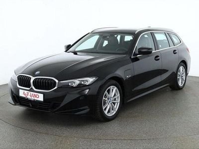 Gebraucht BMW 320e Sport Line 204 PS (150 kW) 2023 Schwarz Kombi