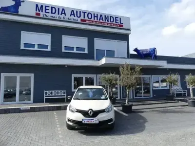 Używany Renault Captur Life 90 KM (66 kW) 2018 Biały SUV