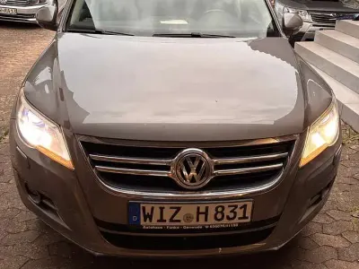 Gebraucht VW Tiguan Sportline 170 PS (125 kW) 2009 Grau SUV