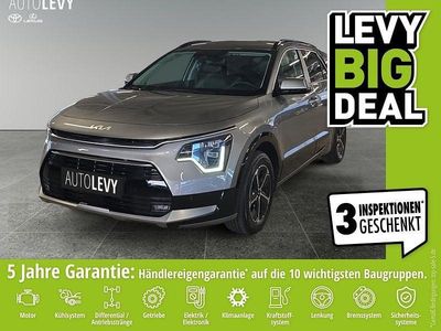 Gebraucht Kia Niro Style 141 PS (103 kW) 2023 Silber (metallic) SUV
