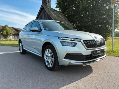 Gebraucht Skoda Kamiq Tour 110 PS (80 kW) 2022 Silber SUV