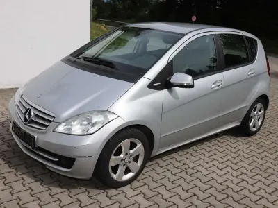 Gebraucht Mercedes A170 Elegance 116 PS (85 kW) 2009 Silber Limousine