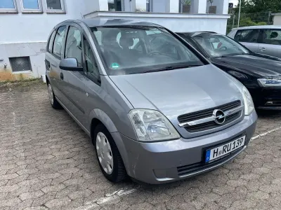 Gebraucht Opel Meriva Enjoy 101 PS (74 kW) 2004 Silber Van / Kleinbus