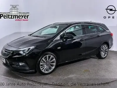 Gebraucht Citroën C4 Feel 200 PS (147 kW) 2018 Schwarz Limousine