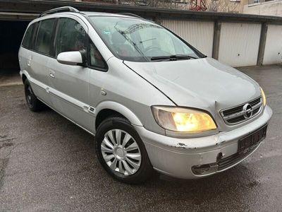 gebraucht Opel Zafira 2,2 DTI 16V 7 Sitzer