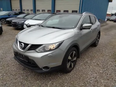 Gebraucht Nissan Qashqai Tekna 116 PS (85 kW) 2017 Grau SUV