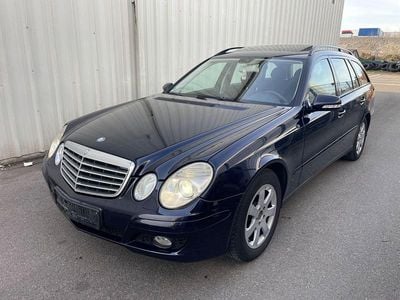 Gebraucht Mercedes E220 Classic 170 PS (125 kW) 2007 Blau Kombi