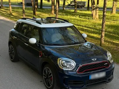 Second-hand Mini John Cooper Works Countryman 231 CP (169 kW) 2017 Albastru SUV