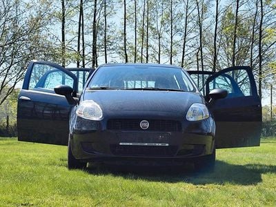 Usata Fiat Punto 69 CV (50 kW) 2012 Nero Utilitaria