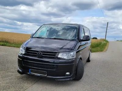 Gebraucht VW Multivan Highline 180 PS (132 kW) 2015 Schwarz Van / Kleinbus