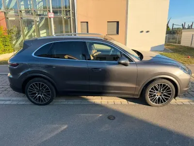 Gebraucht Porsche Cayenne 340 PS (250 kW) 2019 Grau SUV