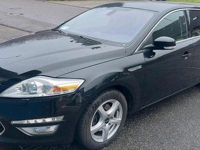 Gebraucht Ford Mondeo 163 PS (119 kW) 2013 Schwarz Kombi
