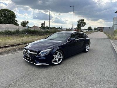 Gebraucht Mercedes CLS400 333 PS (244 kW) 2015 Blau Kombi