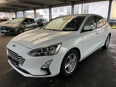 Gebraucht Ford Focus Cool & Connect 125 PS (91 kW) 2019 Weiß Limousine