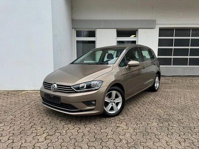 Gebraucht VW Golf Sportsvan Highline 150 PS (110 kW) 2014 Gold Van / Kleinbus