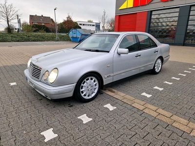 gebraucht Mercedes E420 Avantgarde LPG 2. Hand super Zustand Xenon