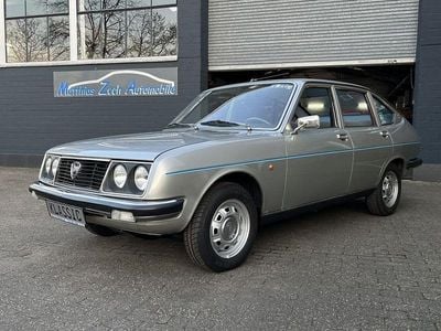Gebraucht Lancia Beta 90 PS (66 kW) 1973 Silber Limousine
