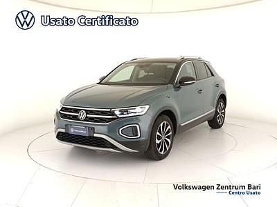 Usata VW T-Roc Style 110 CV (80 kW) 2023 Blu SUV
