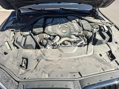 Usata BMW 750 530 CV (389 kW) 2021 Grigio Berlina