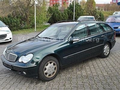 Second-hand Mercedes C200 Elegance 163 CP (119 kW) 2002 Verde Break