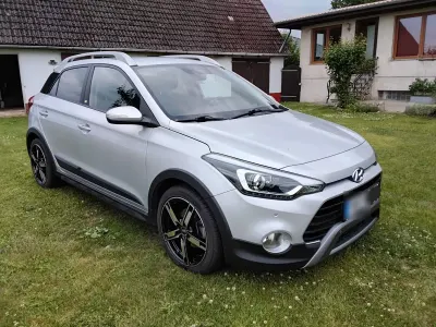 Gebraucht Hyundai i20 Active 120 PS (88 kW) 2018 Silber Kleinwagen